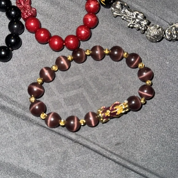 25 japanese bracelets.